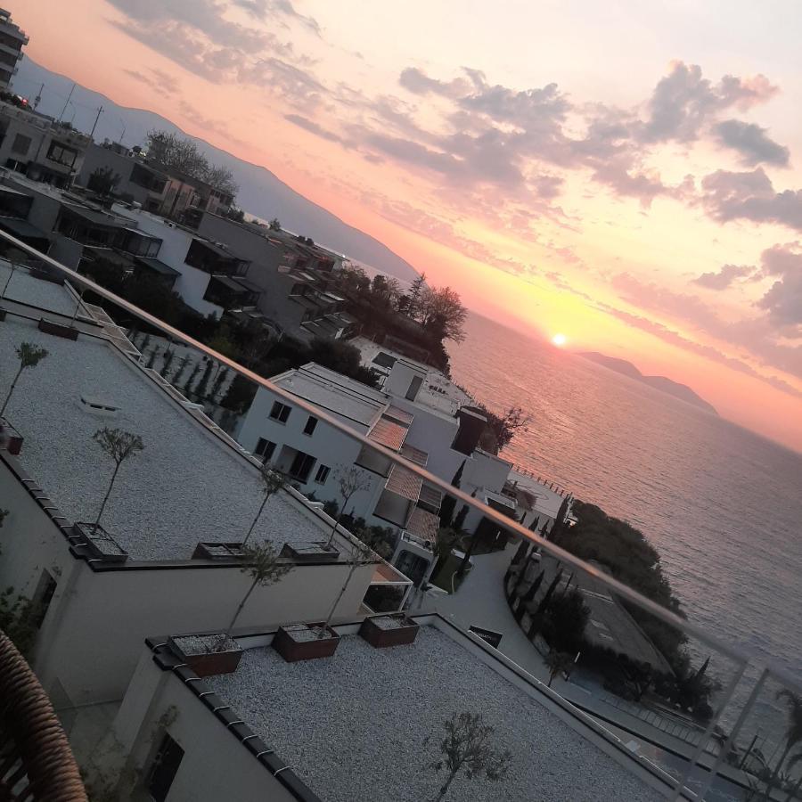 Villa Amos At Aquamarine Residence Vlorë Buitenkant foto