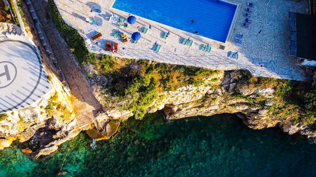 Villa Amos At Aquamarine Residence Vlorë Buitenkant foto